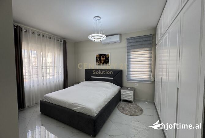 Shtepi me qera Apartament ne Tirane, 2+1, Mobilimi E mobiluar, Pagesa 800  Euro.