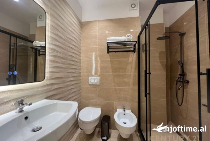 Shtepi me qera Apartament ne Tirane, 2+1, Mobilimi E mobiluar, Pagesa 1,650  Euro.