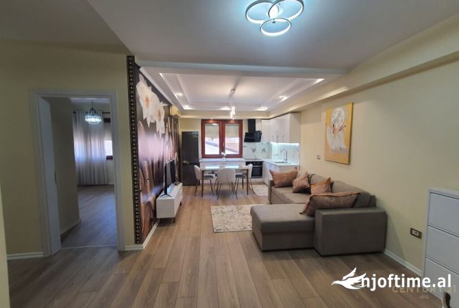 Shtepi me qera 2+1 ne Tirane - 850 Euro