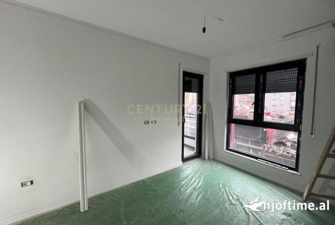 Shtepi me qera 1+1 ne Tirane - 700 Euro