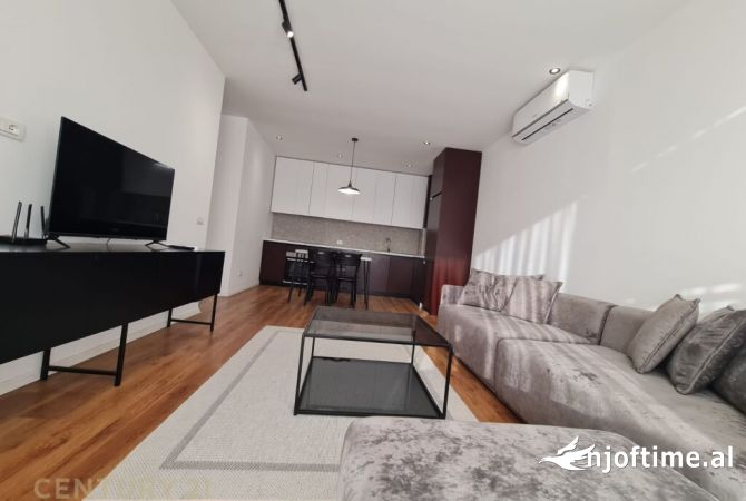 Shtepi me qera Apartament ne Tirane, 2+1, Mobilimi E mobiluar, Pagesa 800  Euro.