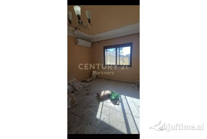 Shtepi ne shitje 2+1 ne Tirane - 125,000 Euro