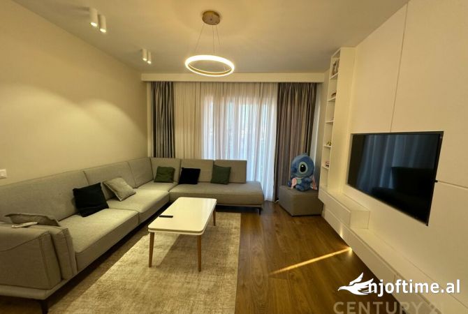 Shtepi me qera Apartament ne Tirane, 2+1, Mobilimi E mobiluar, Pagesa 1,200  Euro.