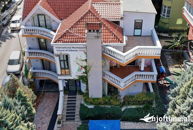 Shtepi me qera 7+1 ne Tirane - 5,000 Euro