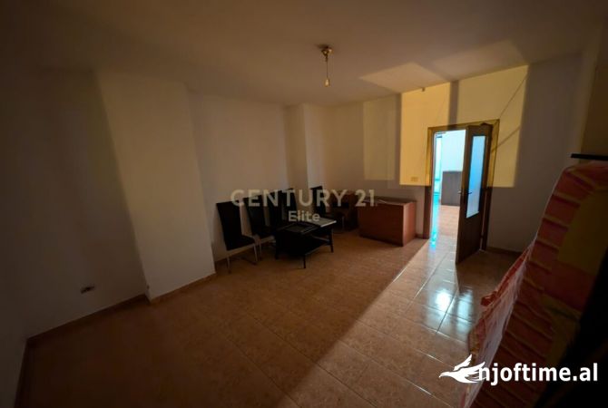 Shtepi ne shitje 1+1 ne Tirane - 141,000 Euro