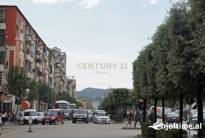 Ambient biznesi ne shitje 1+1 ne Tirane - 970,000 Euro