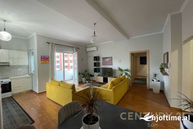 Shtepi me qera 2+1 ne Tirane - 800 Euro