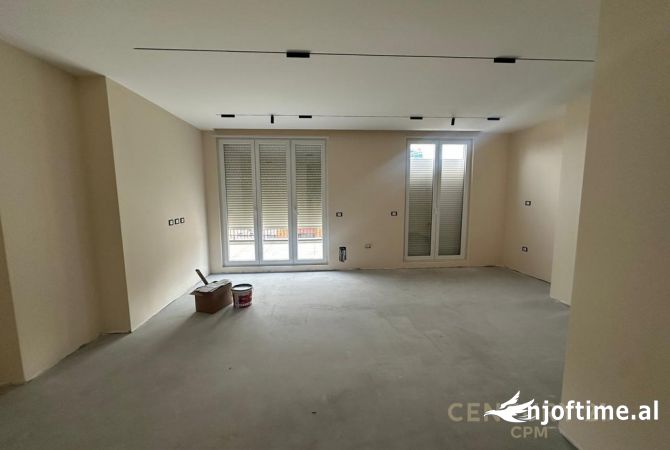 Shtepi ne shitje 2+1 ne Tirane - 299,000 Euro
