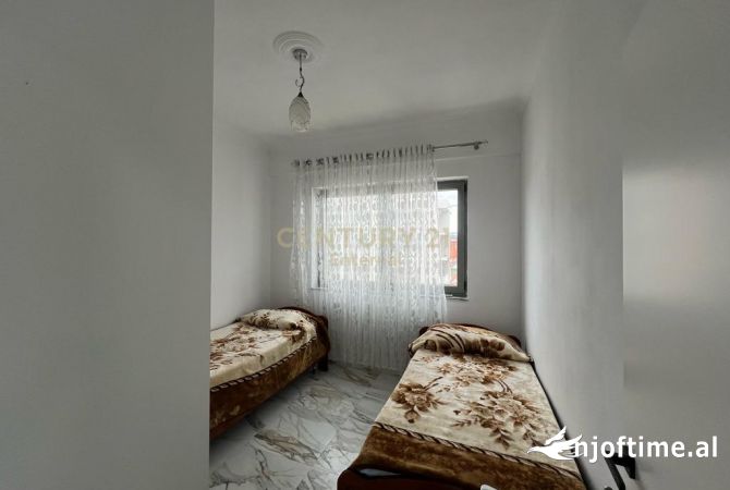 Shtepi me qera Apartament ne Tirane, 2+1, Mobilimi E mobiluar, Pagesa 750  Euro.