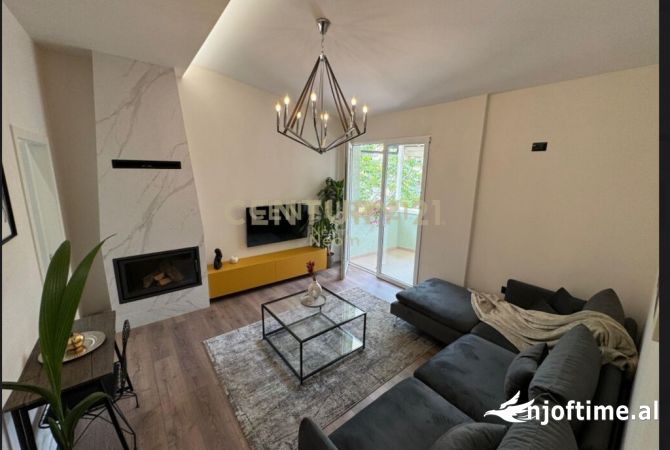 Shtepi me qera 1+1 ne Tirane - 650 Euro