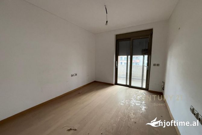 Shtepi ne shitje 3+1 ne Tirane - 218,000 Euro