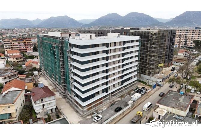 Shtepi ne shitje 3+1 ne Tirane - 245,000 Euro