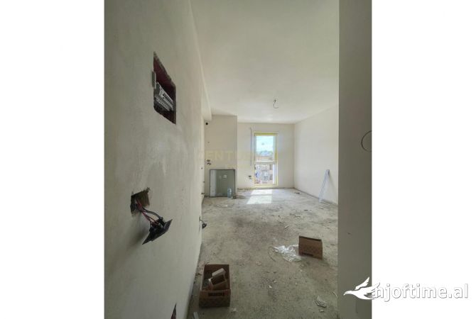 Shtepi ne shitje 1+1 ne Tirane - 200,000 Euro