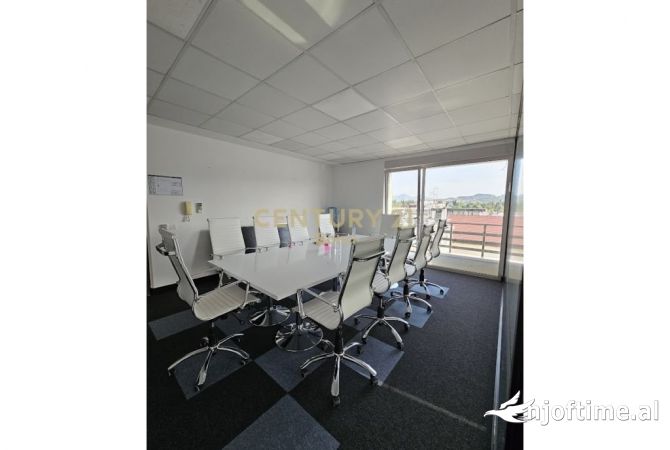 Ambient biznesi me qera 1+1 ne Tirane - 3,150 Euro