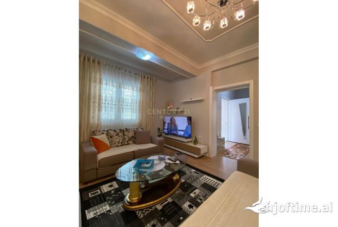 Shtepi me qera 3+1 ne Tirane - 700 Euro
