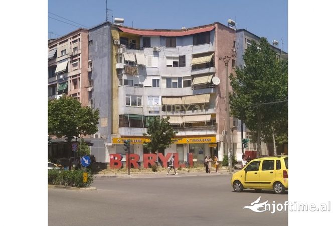Shtepi ne shitje 2+1 ne Tirane - 120,000 Euro