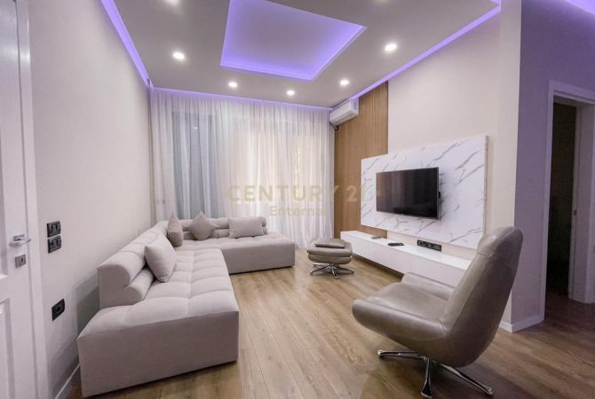 Casa in affitto 2+1 a Tirana - 1,000 Euro