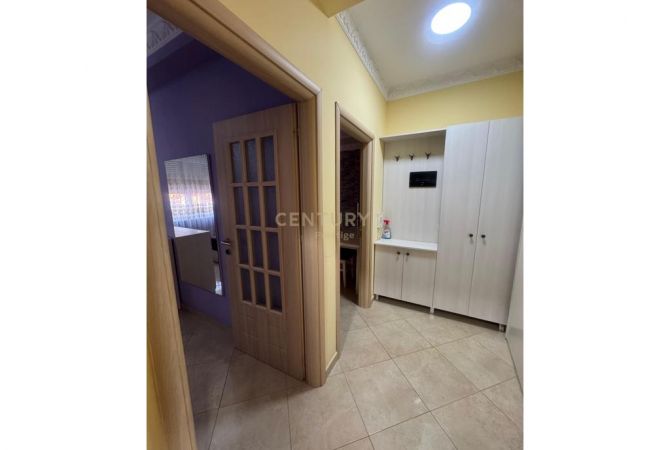 Shtepi me qera Apartament ne Tirane, 1+1, Mobilimi E mobiluar, Pagesa 450  Euro.