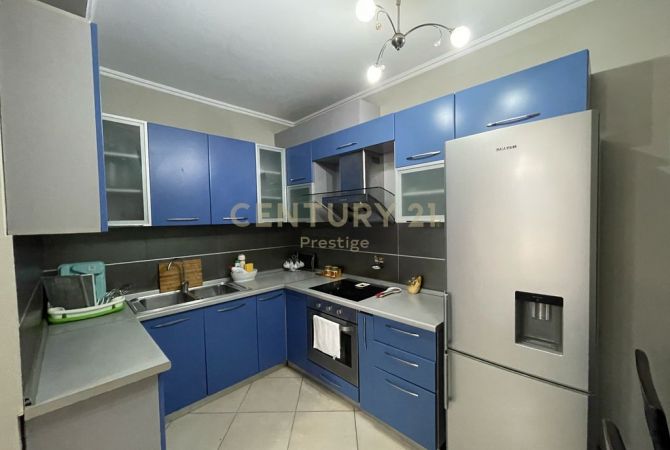 Shtepi me qera 2+1 ne Tirane - 470 Euro