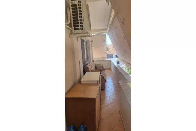 Shtepi me qera 2+1 ne Tirane - 650 Euro