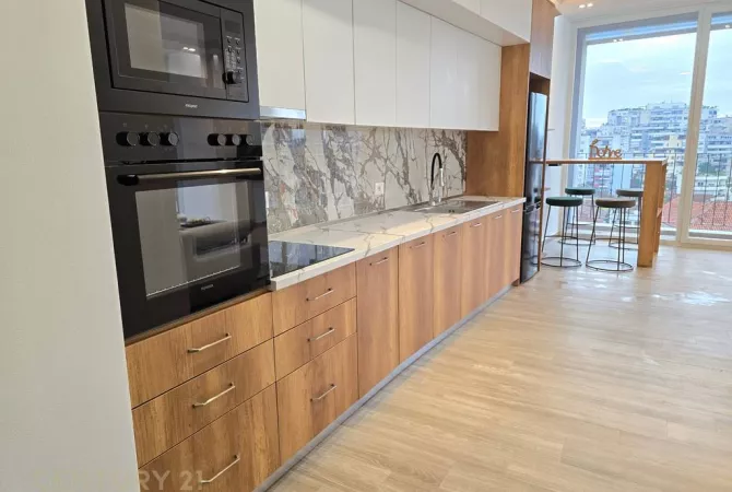 Shtepi me qera 2+1 ne Tirane - 1,200 Euro