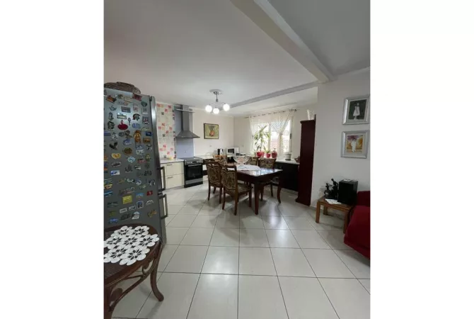 Shtepi ne shitje 3+1 ne Tirane - 199,000 Euro