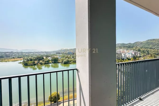 Shtepi me qera 2+1 ne Tirane - 2,200 Euro