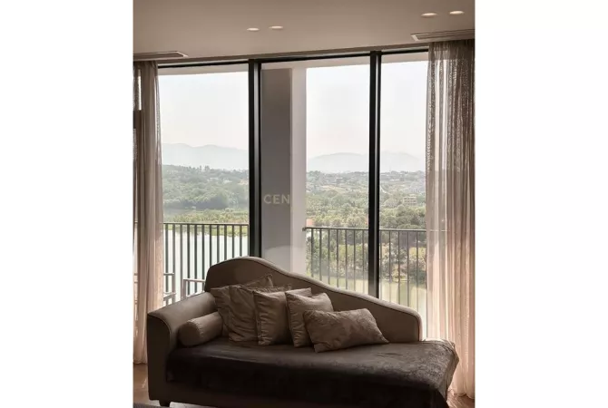 Shtepi me qera 2+1 ne Tirane - 2,200 Euro