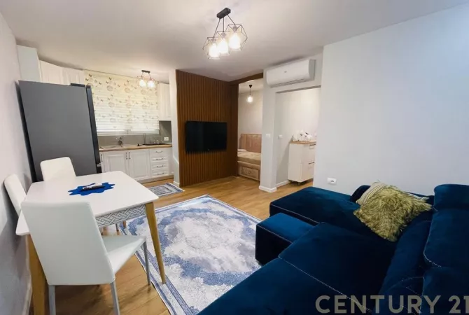 Shtepi me qera 2+1 ne Tirane - 700 Euro