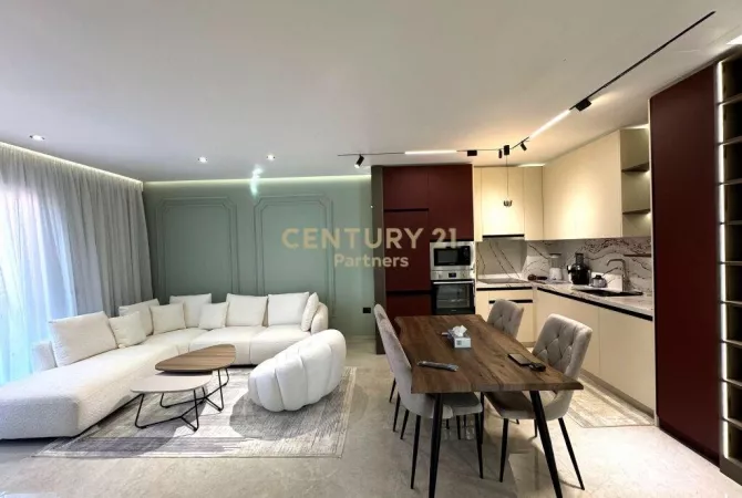 Shtepi me qera 2+1 ne Tirane - 700 Euro