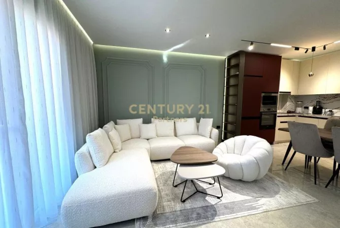 Shtepi me qera 2+1 ne Tirane - 700 Euro