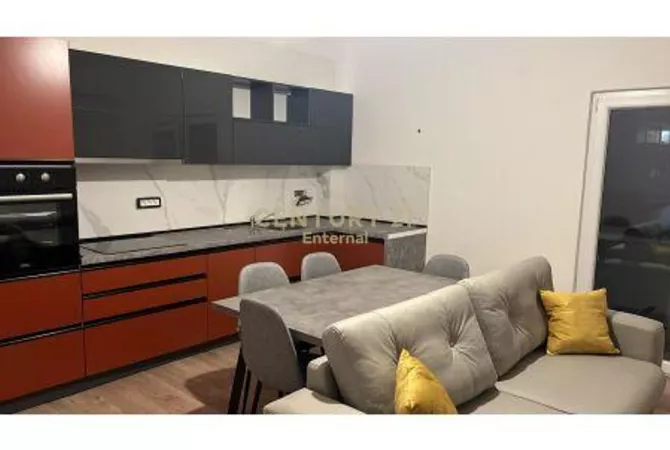 Shtepi me qera 1+1 ne Tirane - 550 Euro