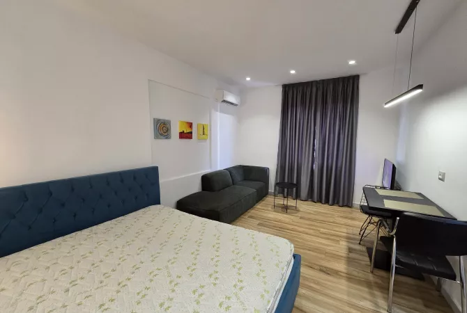 Shtepi me qera Apartament ne Tirane, Garsoniere, Mobilimi E mobiluar, Pagesa 440  Euro.
