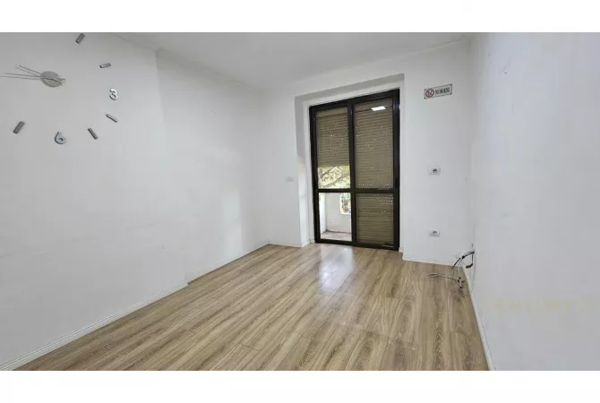 Shtepi me qera 1+1 ne Tirane - 800 Euro