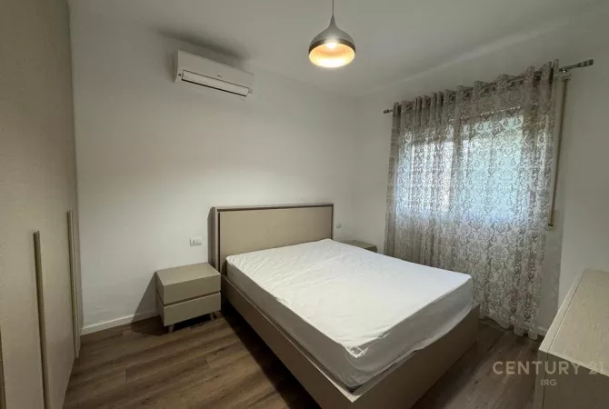 Shtepi me qera 2+1 ne Tirane - 700 Euro