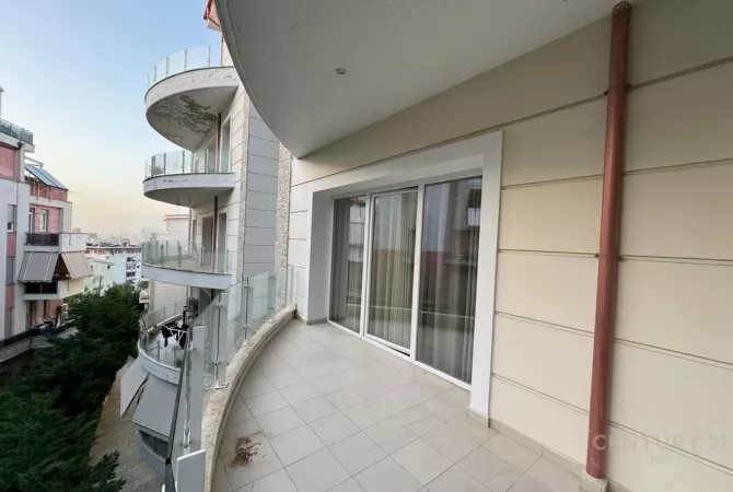 Shtepi me qera Apartament ne Tirane, 2+1, Mobilimi E mobiluar, Pagesa 700  Euro.