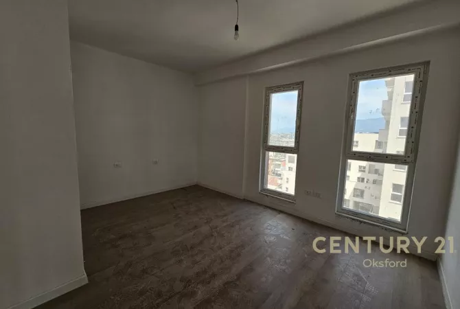 Shtepi ne shitje Apartament ne Tirane, 2+1, Mobilimi Bosh, pa mobiluar, Pagesa 180,000  Euro.