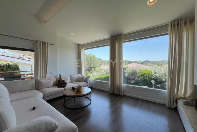 Shtepi me qera 4+1 ne Tirane - 3,750 Euro