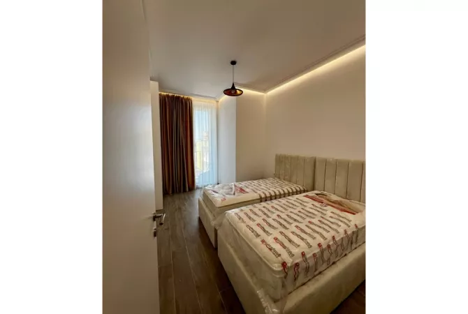Shtepi me qera 2+1 ne Tirane - 900 Euro