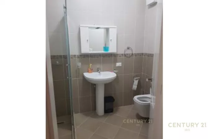 Shtepi me qera Apartament ne Tirane, 1+1, Mobilimi E mobiluar, Pagesa 550  Euro.