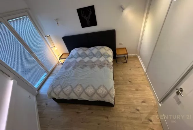 Shtepi ne shitje Apartament ne Tirane, 2+1, Mobilimi E mobiluar, Pagesa 185,000  Euro.