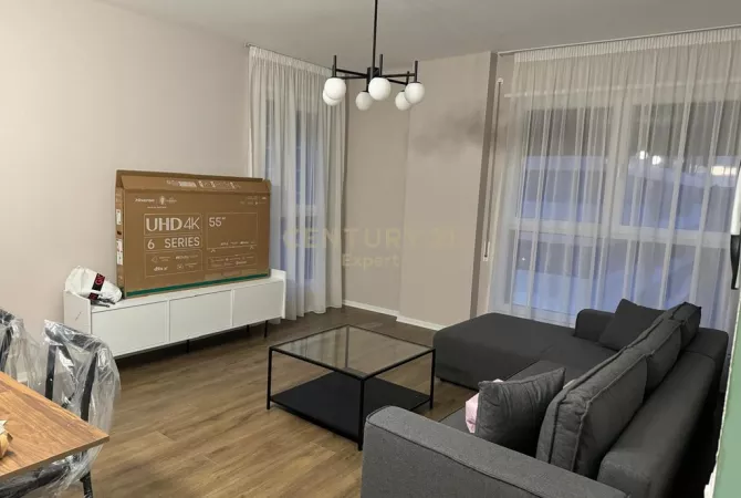 Shtepi me qera 2+1 ne Tirane - 800 Euro