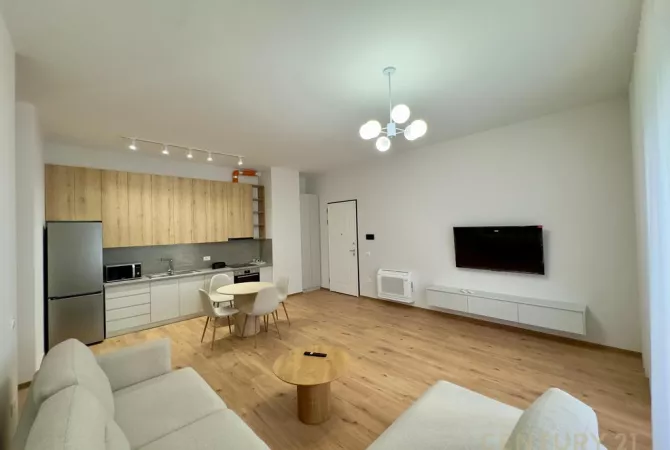Shtepi me qera 2+1 ne Tirane - 1,400 Euro