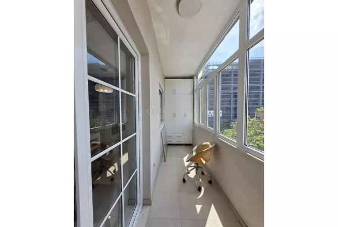 Shtepi ne shitje Apartament ne Tirane, 2+1, Mobilimi E mobiluar, Pagesa 270,000  Euro.