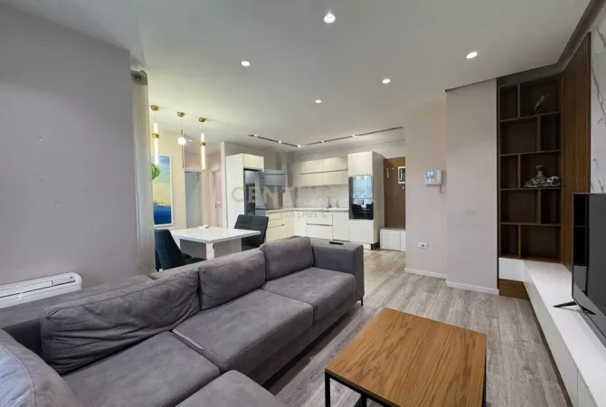 Casa in affitto 2+1 a Tirana - 1,600 Euro
