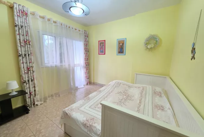 Shtepi me qera 2+1 ne Tirane - 500 Euro