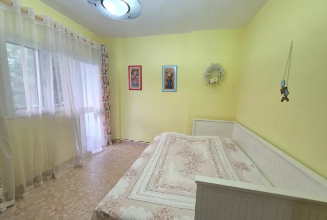 Shtepi me qera 2+1 ne Tirane - 500 Euro