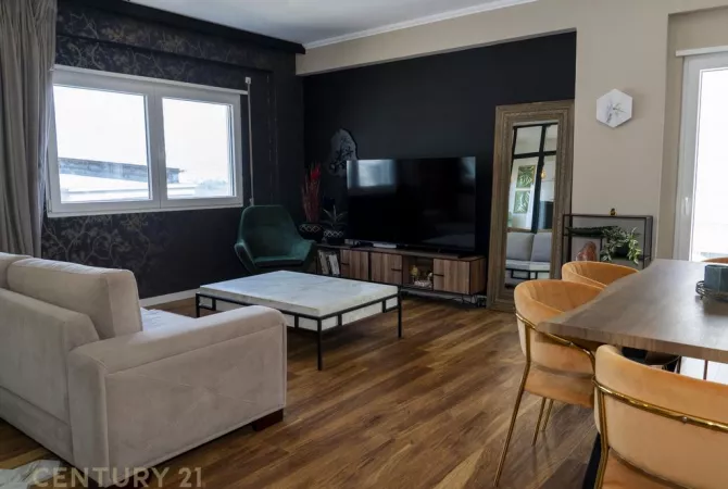 Shtepi ne shitje 2+1 ne Tirane - 220,000 Euro