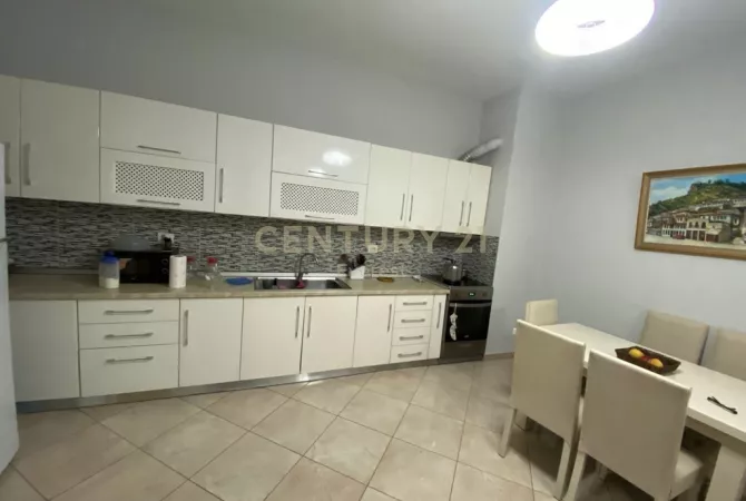 Shtepi ne shitje 2+1 ne Tirane - 145,000 Euro