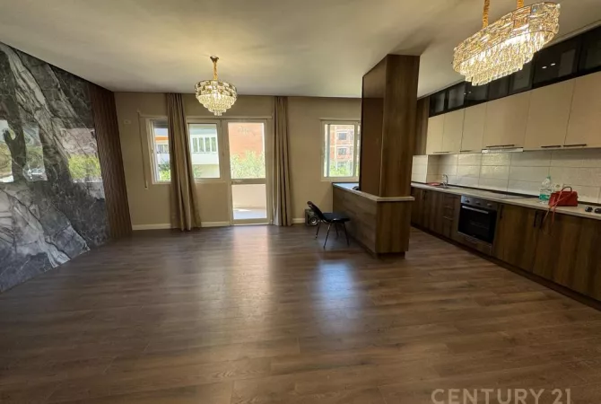 Shtepi ne shitje 2+1 ne Tirane - 210,000 Euro
